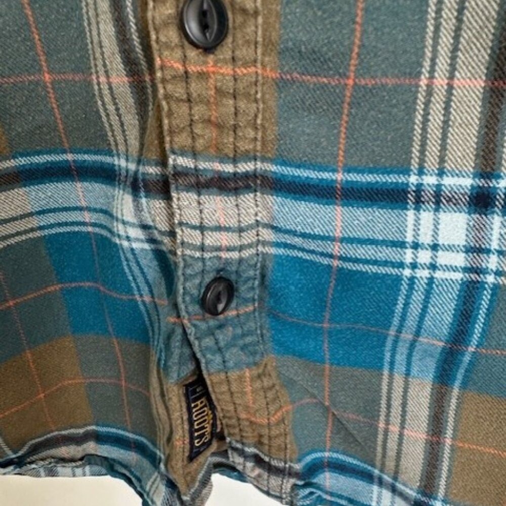 Mens Roots Canada small plaid shirt. 100% cotton - Picture 5 of 6